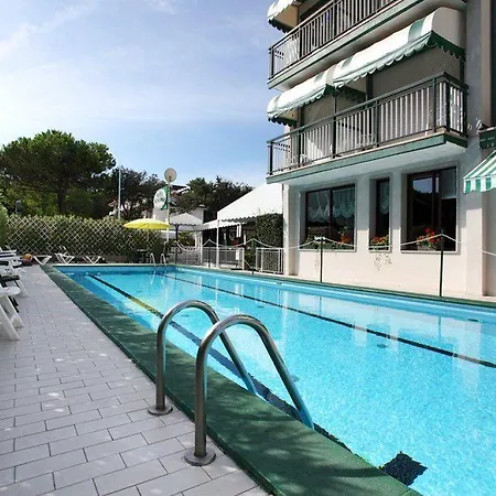 Picobello Pineta 3* Lido di Jesolo